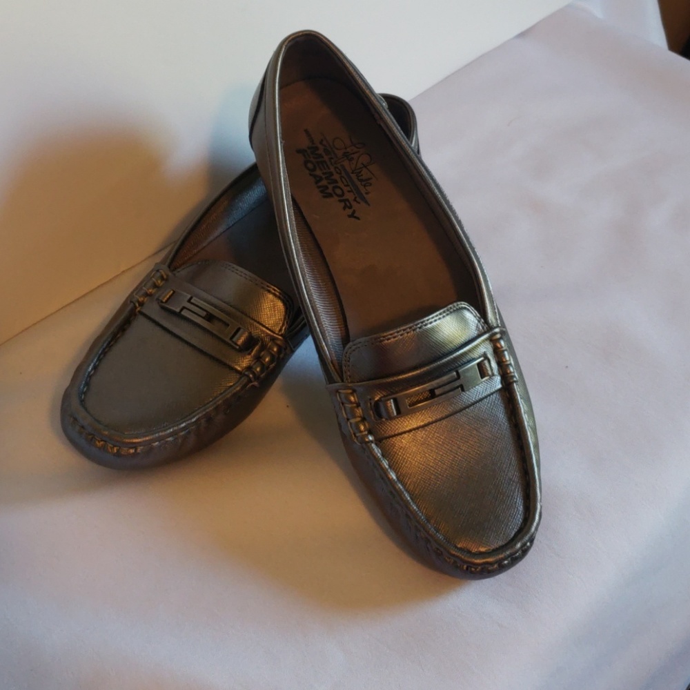 Life Stride loafers